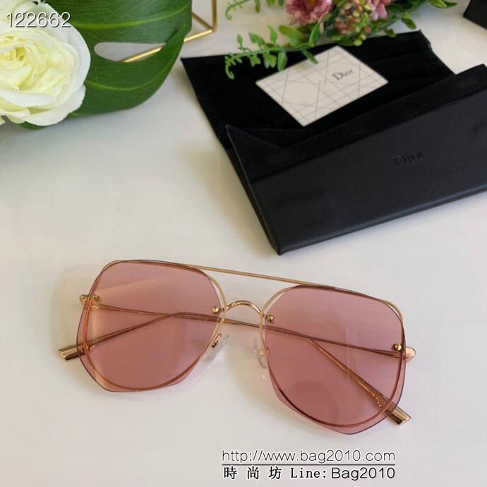 DIOR-迪奧 2019開春新款 CD0196S 高品質簡約大氣 男女款通用 時尚百搭蛤蟆鏡  lly1230